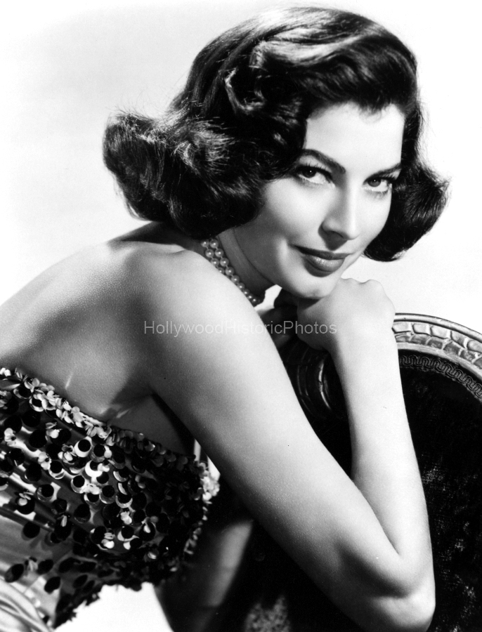 Ava Gardner 1948.jpg